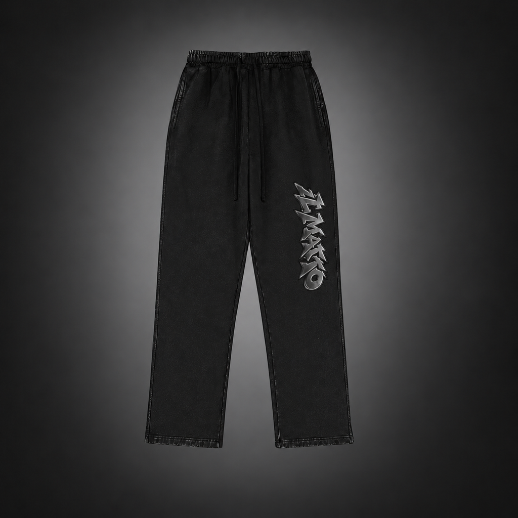 IL MATTO BLACKOUT 420 GSM faded-black sweatpants, front on charcoal background