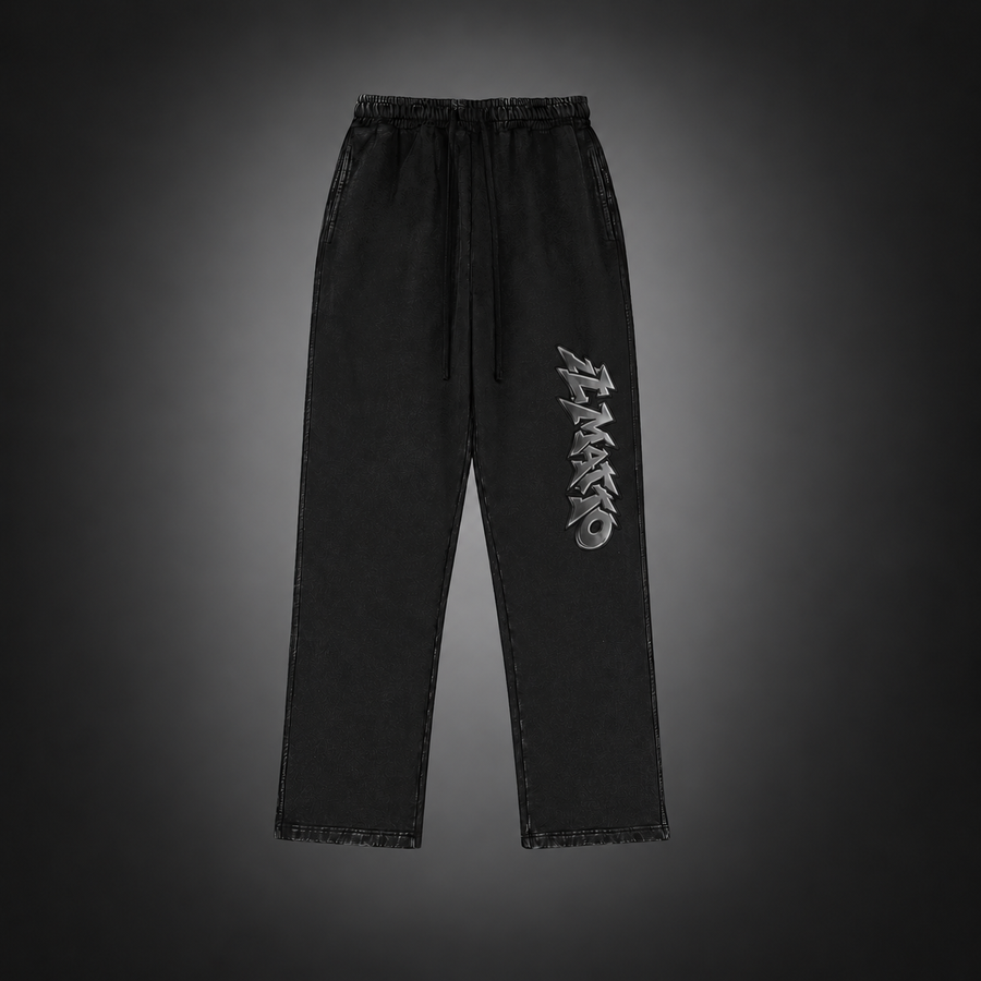 IL MATTO Signature Sweatpants — BLACKOUT — IL MATTO BLACKOUT 420 GSM faded-black sweatpants, front on charcoal background