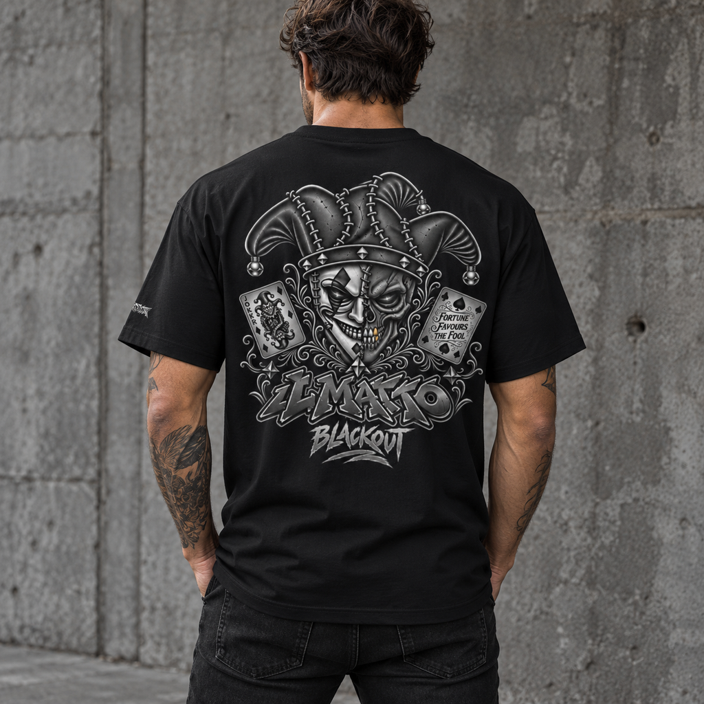 IL MATTO BLACKOUT Signature Tee in black — back-view lifestyle with updated Fortune Favours the Fool artwork