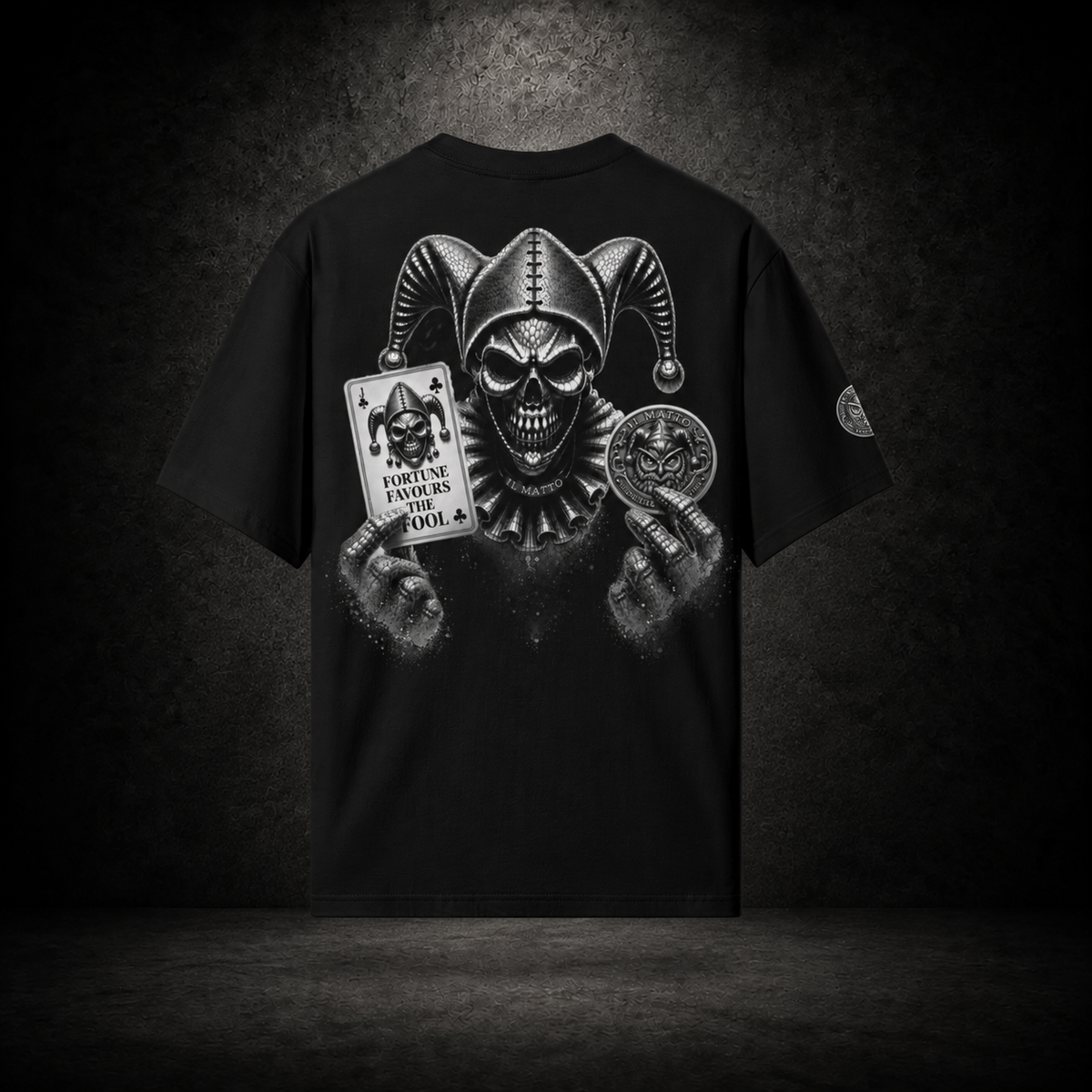 IL MATTO Signature Tee — black back on charcoal studio background
